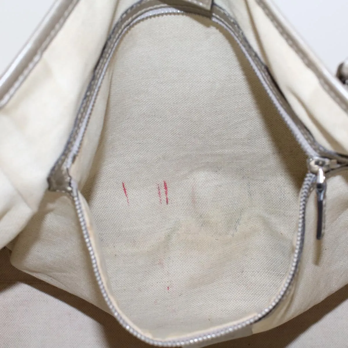 GUCCI GG Canvas Shoulder Bag Silver 197953  uy130