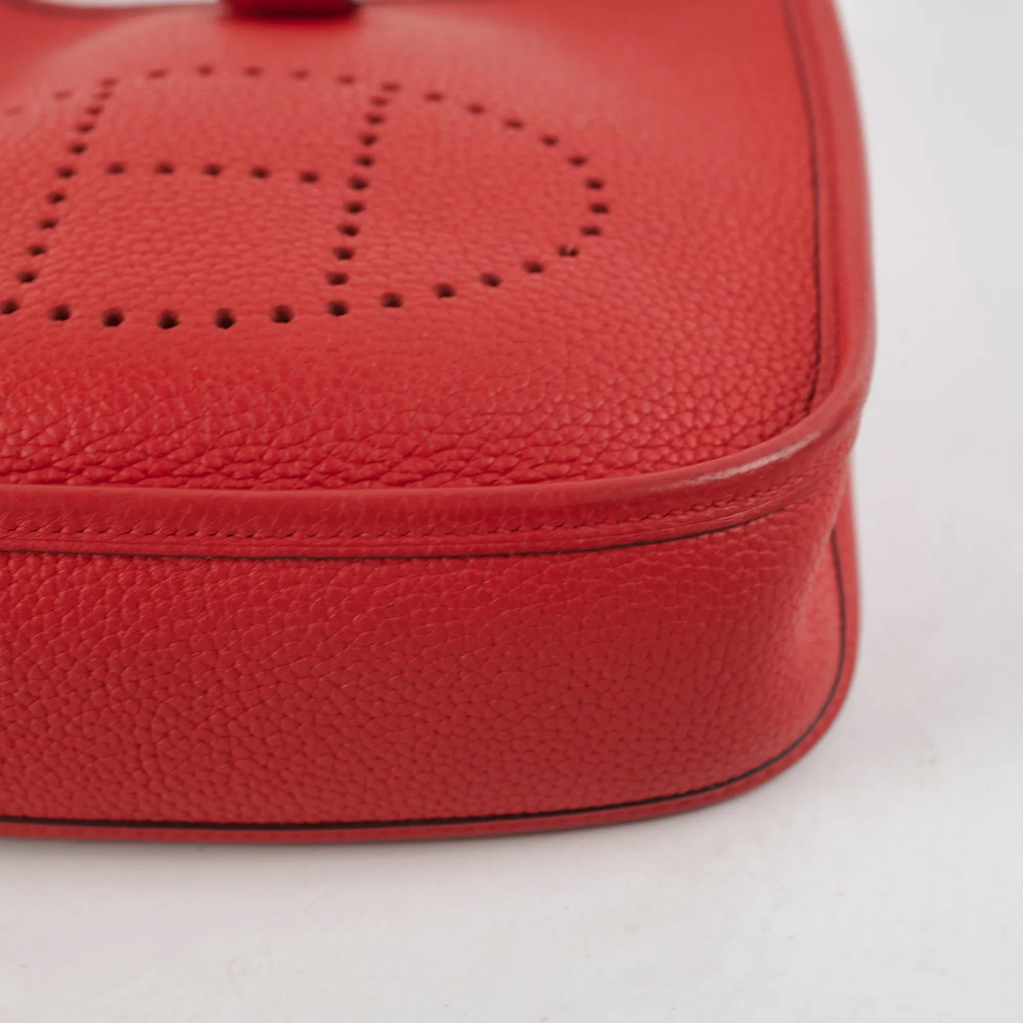 Hermes Mini Evelyn Rouge Coeur D Stamp