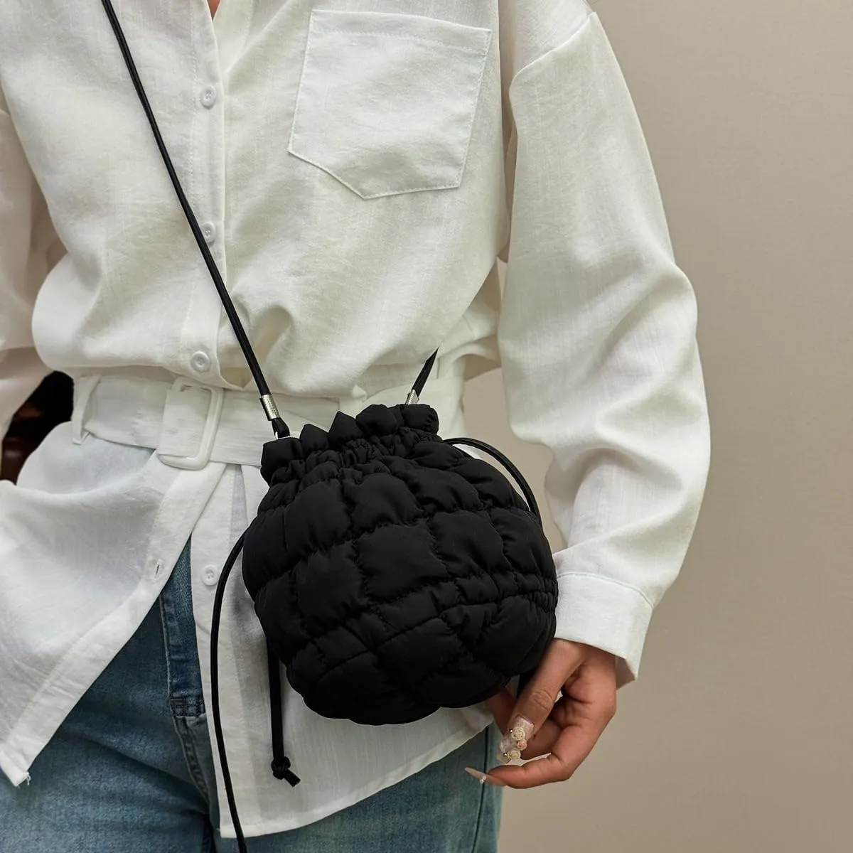 Mini Puffer Crossbody Bag for Women Quilted Drawstring Bucket Bag Puffy Purse Shoulder Nylon Hobo Handbag Lightweight